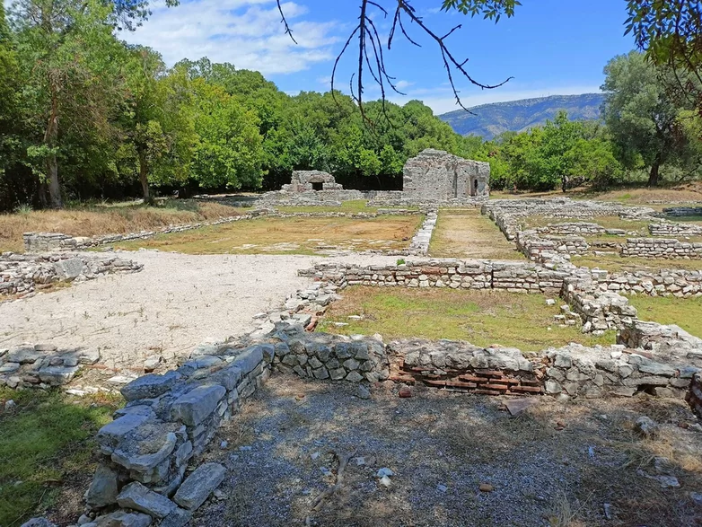 Ruiny Pałacu Biskupów w Butrint